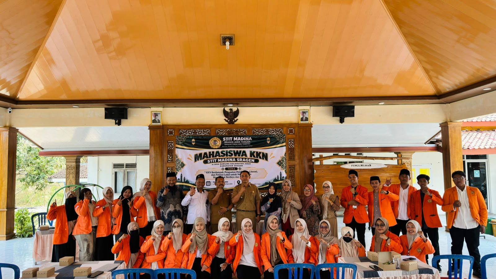 Read more about the article Penyerahan Mahasiswa KKN STITMAS Tahun 2026 di Desa Dawung Jenar-Sragen