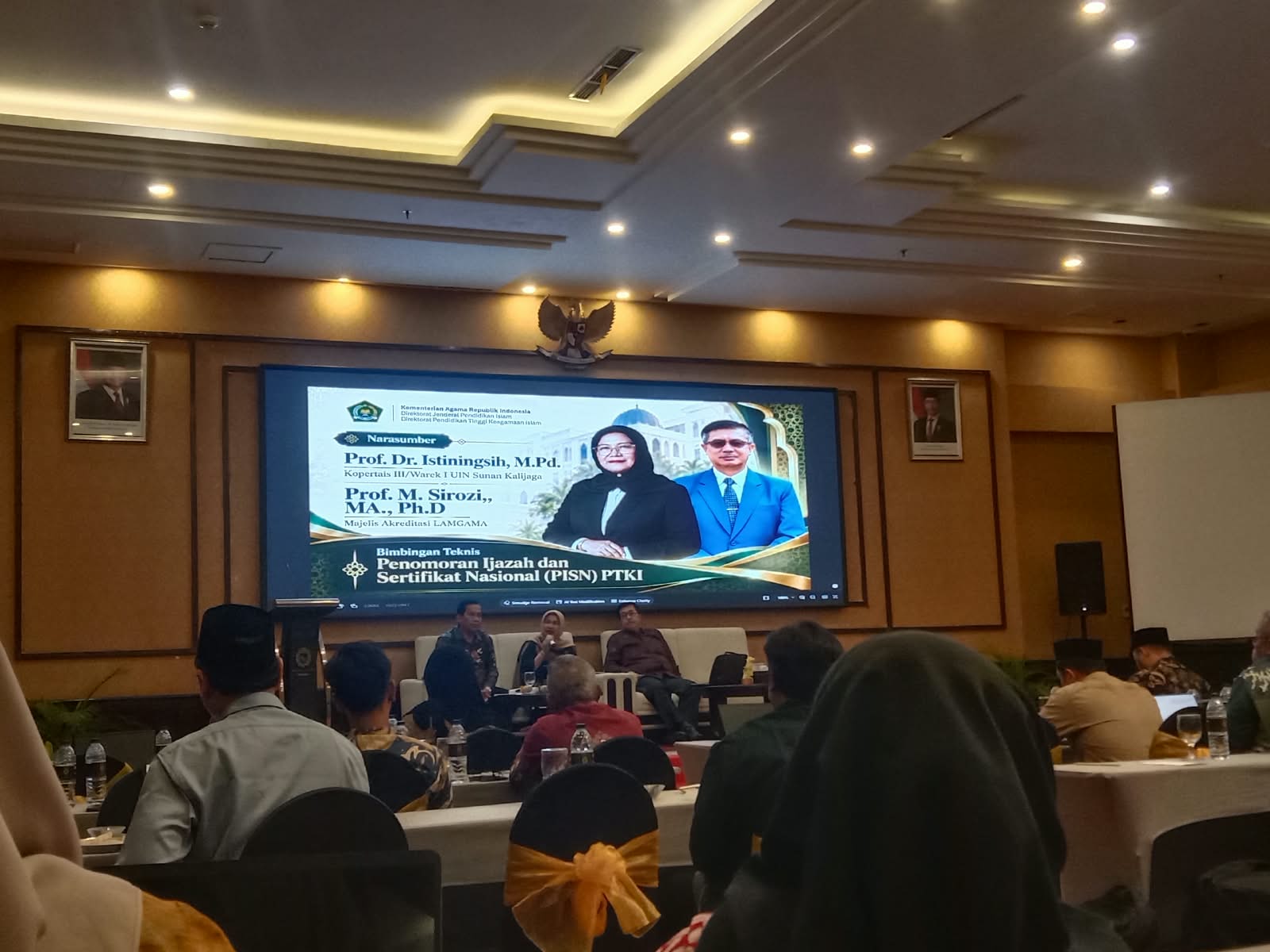 You are currently viewing Ketua dan Operator STIT Madina Sragen Ikuti Bimtek Penomoran Ijazah dan Sertifikat Nasional di Yogyakarta