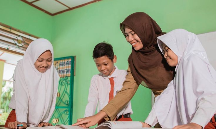 Read more about the article Apakah Lulusan PGMI Hanya Bisa Menjadi Guru MI?
